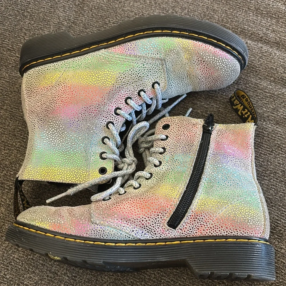 Dr. Martens Girl's 1460 Glitter J Pascal Rainbow Pastel Boots‎ Size 2